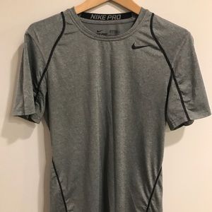 NIKE PRO: Fitted Men’s Workout Shirt